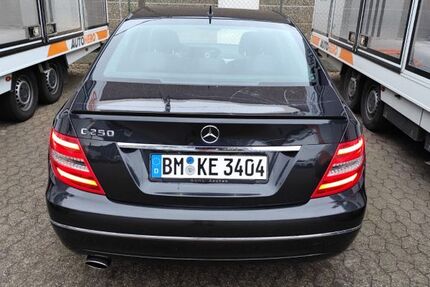 Mercedes-Benz C 250 113.000 km 10.500 &euro; koln 50679