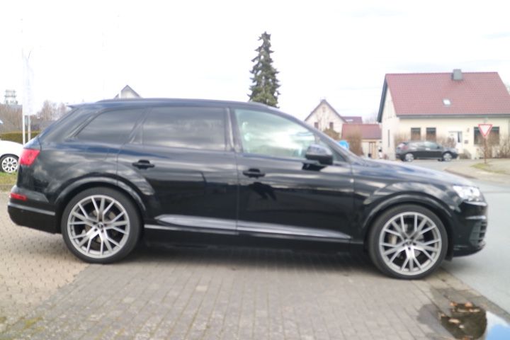 Audi Q7 160.000 km 34.890 &euro; Löhne 32584