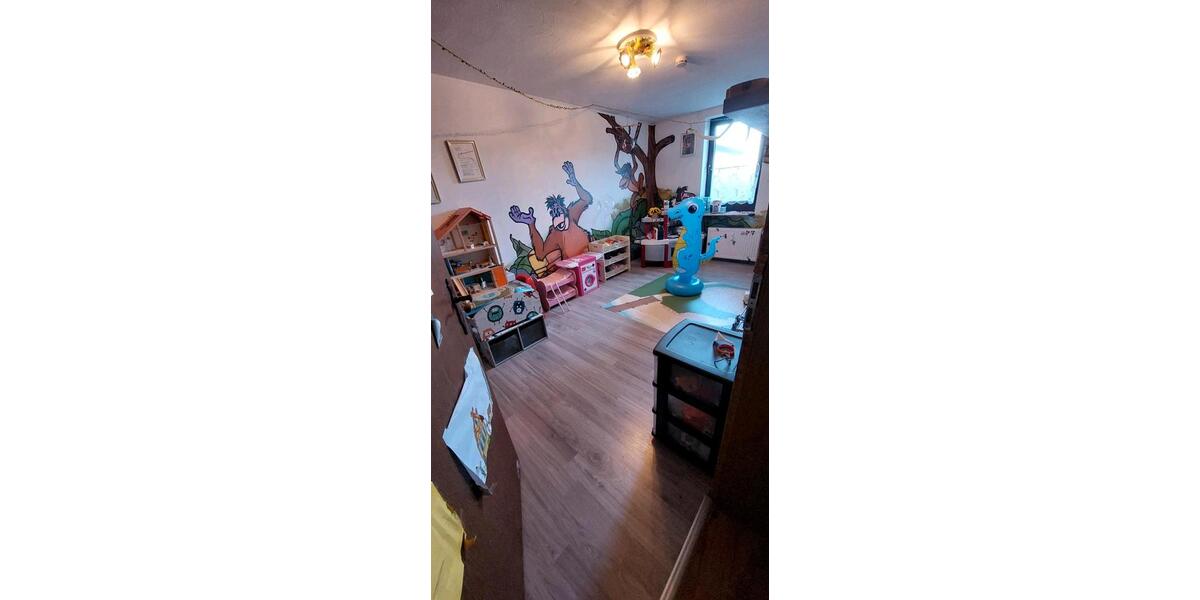 6 Zimmer im EG in Ruhiger Lage mit Großen Garten 6 zimmer