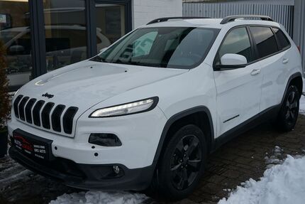 Jeep Cherokee 178.000 km 11.990 &euro; Pfedelbach 74629