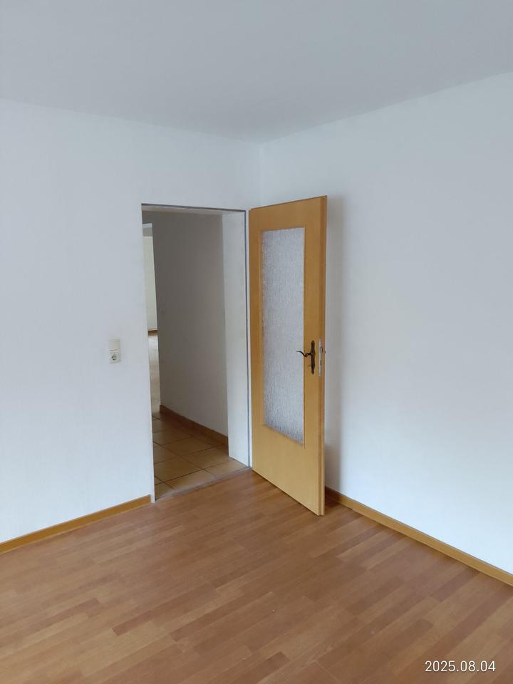 3-Zimmer Wohnung Rosdorf- Mengershausen, mit Garten zimmer