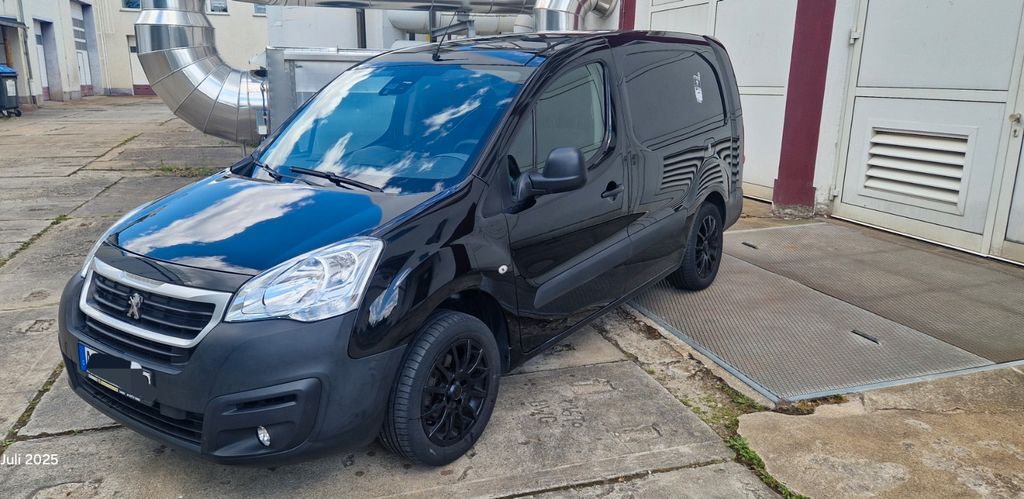 Peugeot Partner 108.000 km 8.599 € Aue 08280
