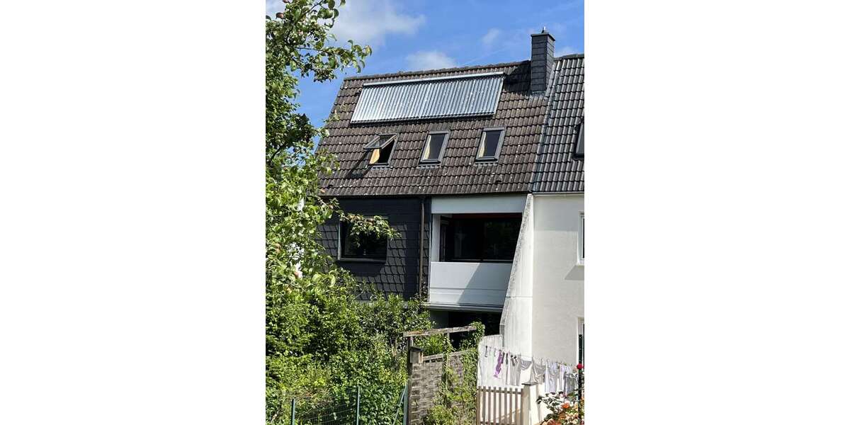 Haus zum Kaufen in Neu-Anspach 470.000 € 154 m² 6.5 zimmer