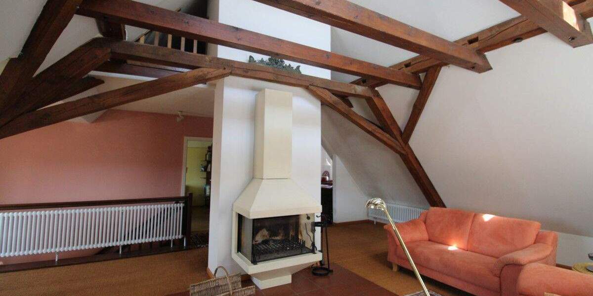 Etagenwohnung Gallmersgarten - 9 Zimmer, 286 m&sup2;, 249.000&euro; | Angebot:25677589