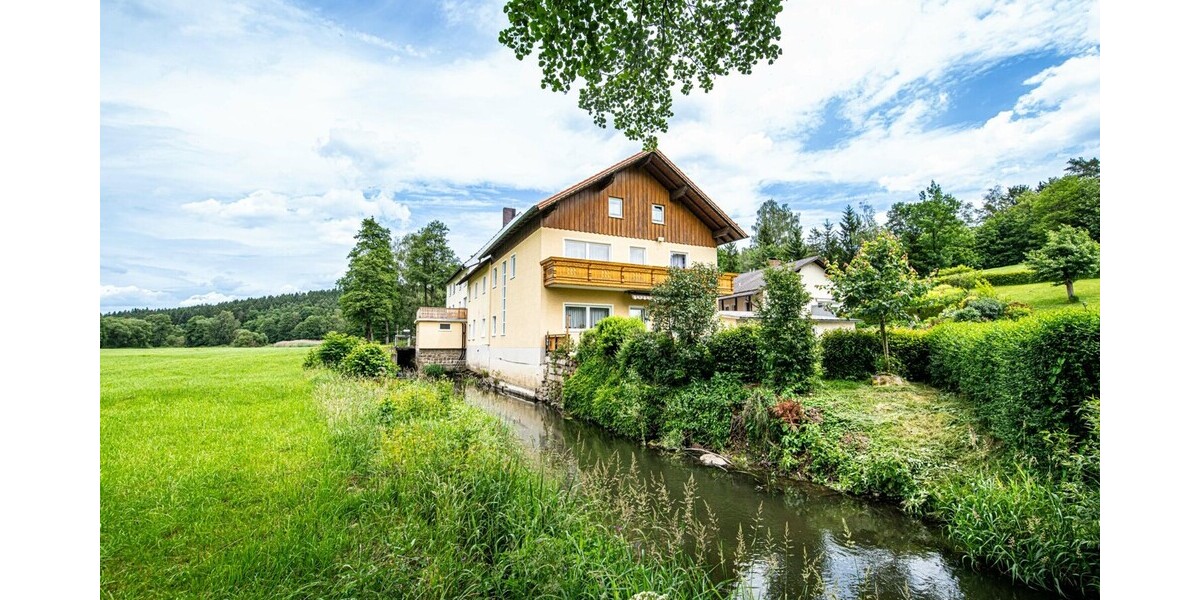 Historische Mühlenanlage mit eigener Stromerzeugung, mehreren Wohngebäuden und attraktivem Ertragspotenzial - Mehrfamilienhaus, Wohnhaus Arnschwang | Angebot:26990284