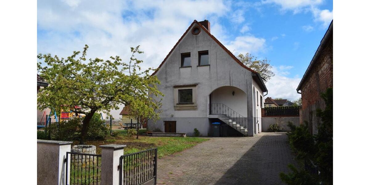 Einfamilienhaus Burg - 5 Zimmer, 130 m&sup2;, 128.000&euro; | Angebot:26940909