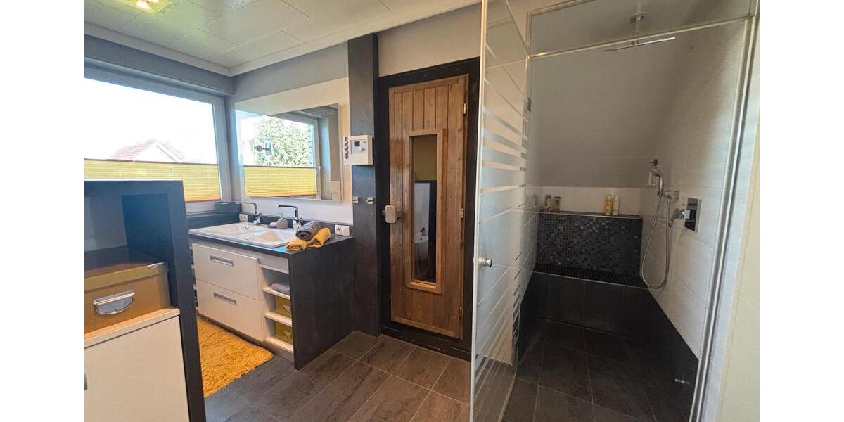 Einfamilienhaus Edewecht - 6 Zimmer, 180 m&sup2;, 520.000&euro; | Angebot:25404393