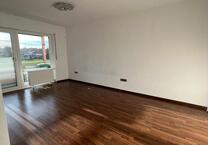 Angebot: Zimmer in großem Haus mit eigenem Balkonzugang