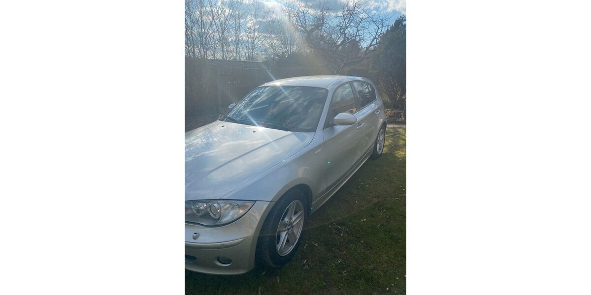 BMW 120 157.000 km 2.449 &euro; Mantel 92706