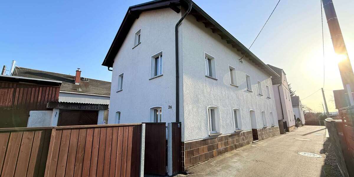 Einfamilienhaus Oelsnitz/Vogtland Vogtland - 5 Zimmer, 130 m&sup2;, 95.000&euro; | Angebot:26445125