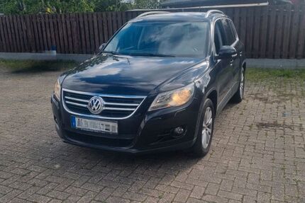 VW Tiguan 299.683 km 2.600 &euro; Ganderkesee 27777
