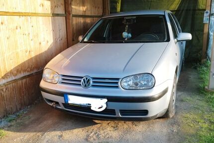 VW Golf 229.958 km 800 &euro; Bertsdorf 02763