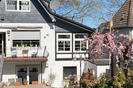 Gepflegtes Zweifamilienhaus in Essen-Kupferdreh 6 zimmer