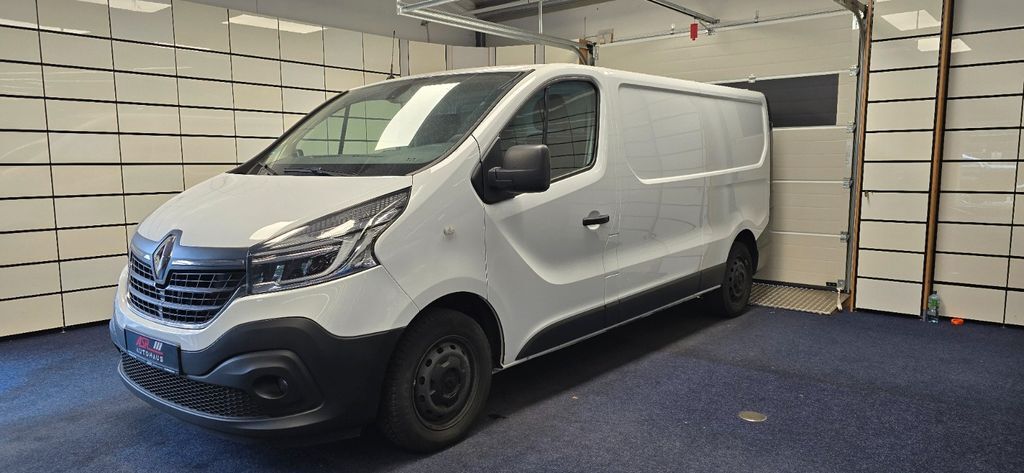 Renault Trafic 196.142 km 11.999 € Dülmen 48249