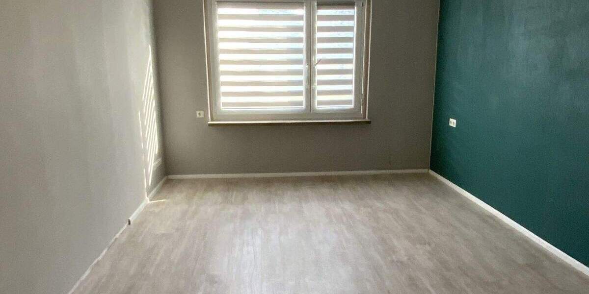 Etagenwohnung Mittelpöllnitz - 3 Zimmer, 65 m&sup2;, 65.000&euro; | Angebot:24482415