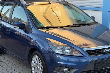 Ford Focus 178.000 km 2.780 &euro; pforzheim 75181