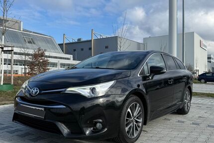 Toyota Avensis 119.000 km 13.400 &euro; Offenbach am Main 63069