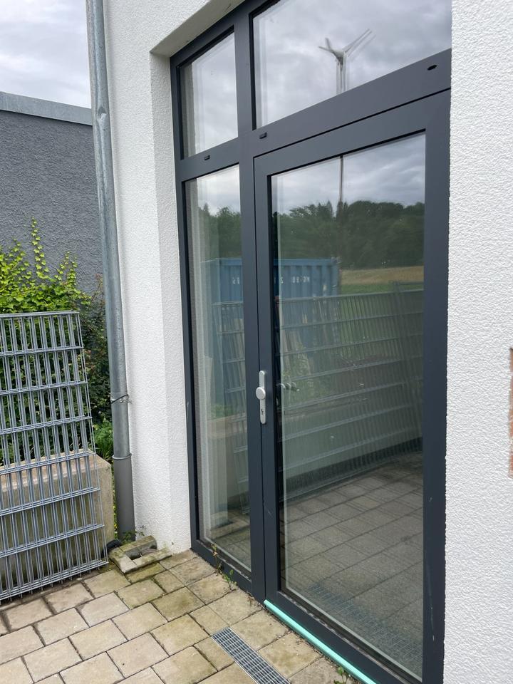 Bürofläche sowie große Lagerfläche Onlineshop Handwerker