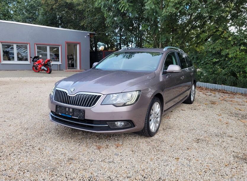 Skoda Superb 252.245 km 5.480 € Zwickau 08056