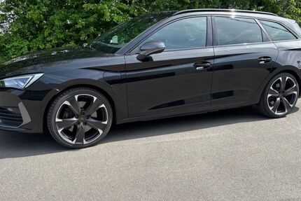 Cupra Leon 124.000 km 22.999 &euro; Frankenberg 35066