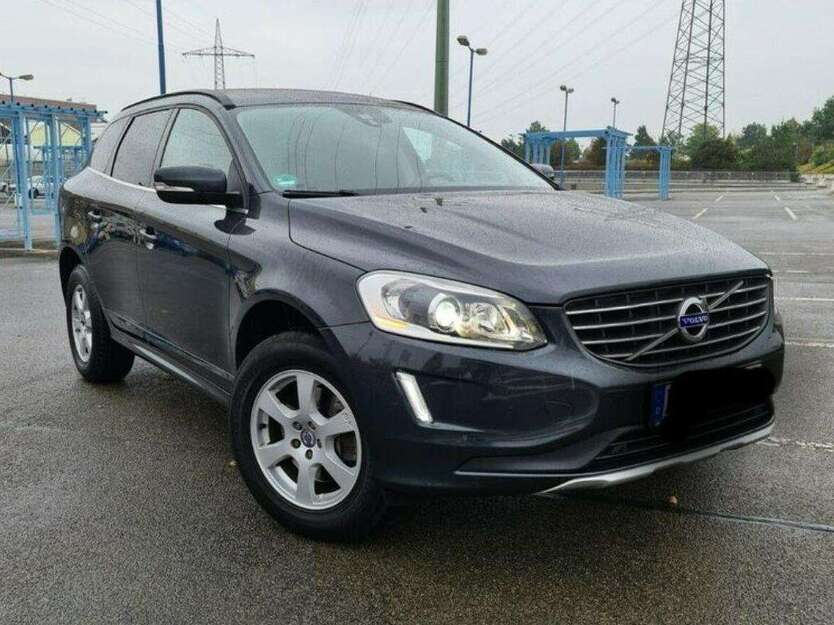 Volvo XC60 107.000 km 16.900 € Hamburg 21077