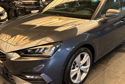 Seat Leon 12.590 km 25.500 &euro; Versmold 33775