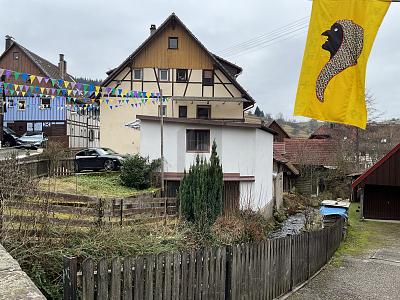 WOHNEN WIE IM URLAUB MIT HERRLICHEM BLICK - Mehrfamilienhaus, Wohnhaus Gernsbach | Angebot:26863248