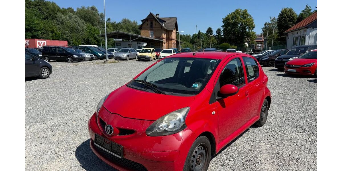 Toyota Aygo (X) 153.000 km 1.299 &euro; Mörlenbach 69509