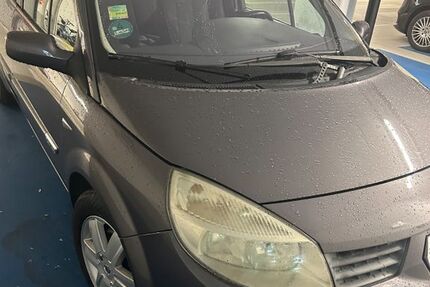 Renault Scenic 186.000 km 1.950 &euro; Berlin 10711