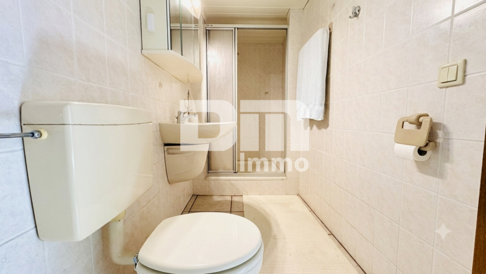 Solider Familien-Bungalow mit großem Potenzial in ruhiger Lage mit Wintergarten und Garage - Bungalow Calden | Angebot:26974963