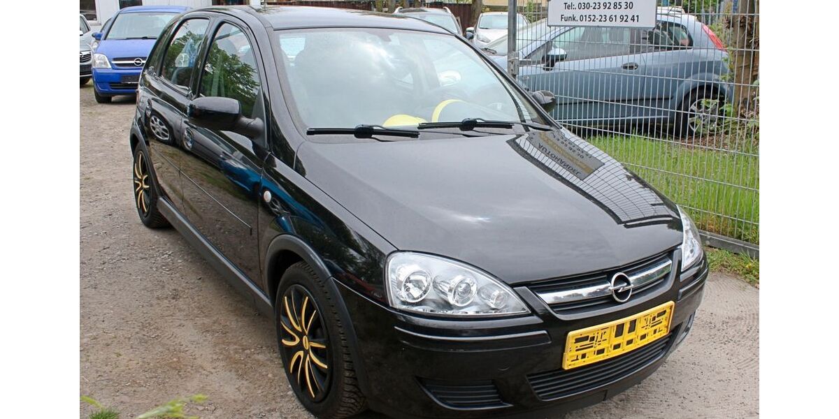 Opel Corsa 130.800 km 2.199 &euro; Berlin 13057