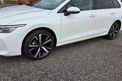 VW Golf 24.000 km 31.480 &euro; Rühen 38471