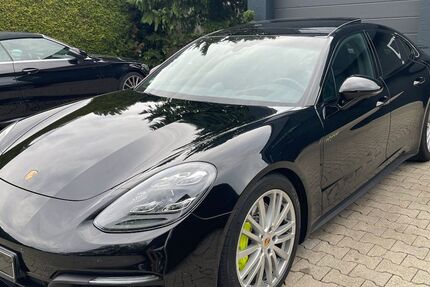 Porsche Panamera 156.000 km 52.880 &euro; Dettingen unter Teck 73265
