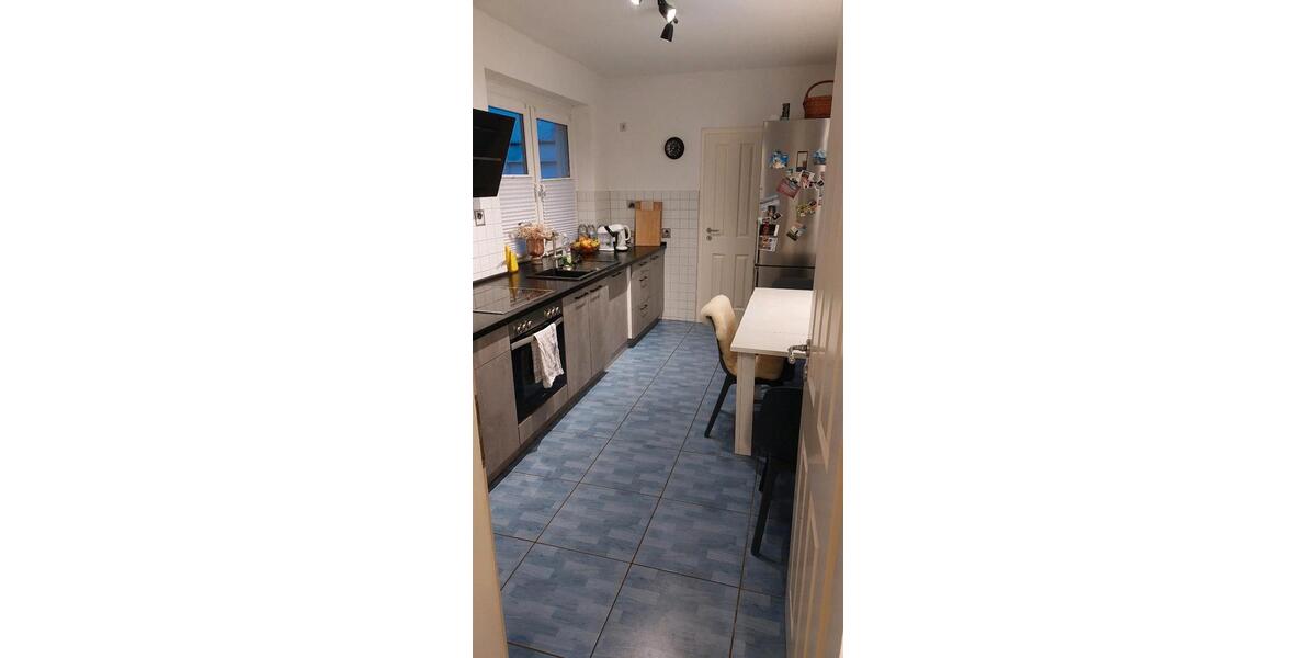 Etagenwohnung Bentwisch - 5 Zimmer, 192 m&sup2;, 2.100&euro; | Angebot:25343208