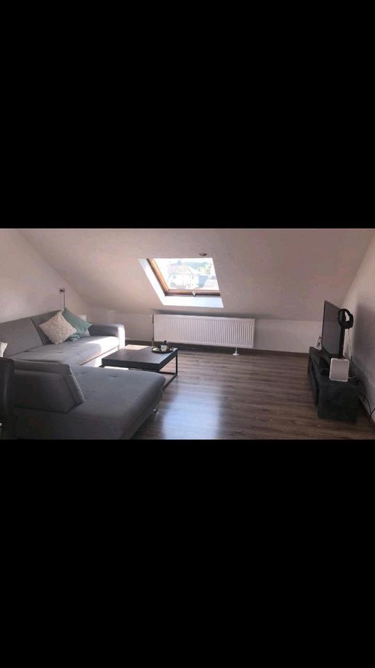 3-Zimmer Dachgeschosswohnung zimmer