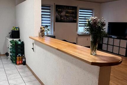 Wohnung Lonnig - 2 Zimmer, 84 m&sup2;, 650&euro; | Angebot:24872350