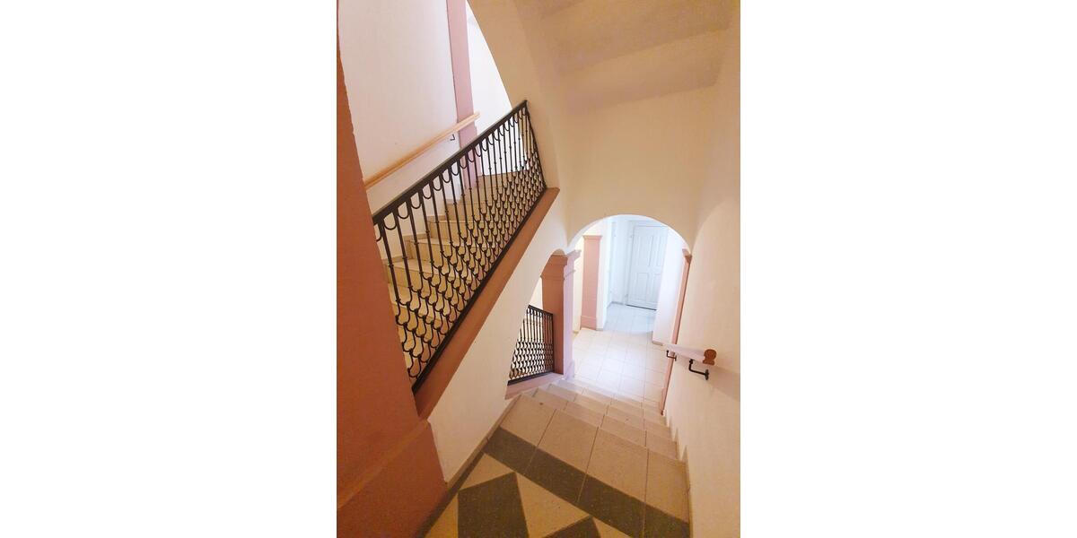 WG geeignet-3-Zimmer-Wohnung mit Einbauküche in zentraler Lage von Mittweida - Dachgeschoßwohnung Mittweida Rößgen | Angebot:27279778