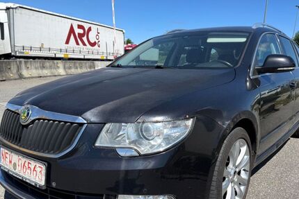 Skoda Superb 366.000 km 1.900 &euro; Waidhaus 92726