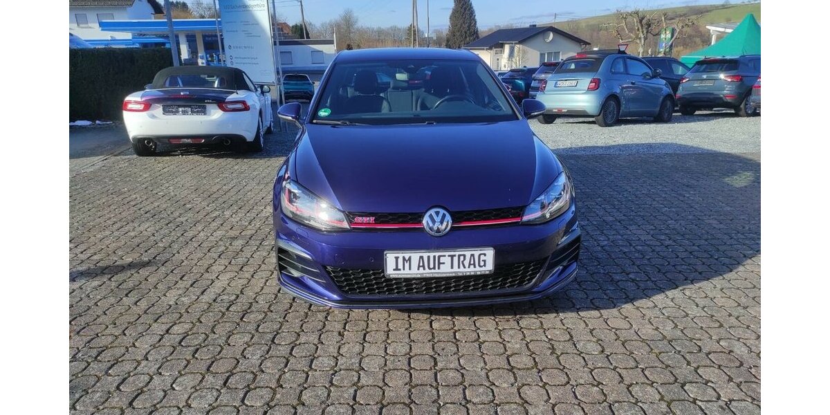 VW Golf VII GTI Performance DSG/NAVI/LED/ACC 90.985 km 20.500 &euro; Höchstenbach 57629