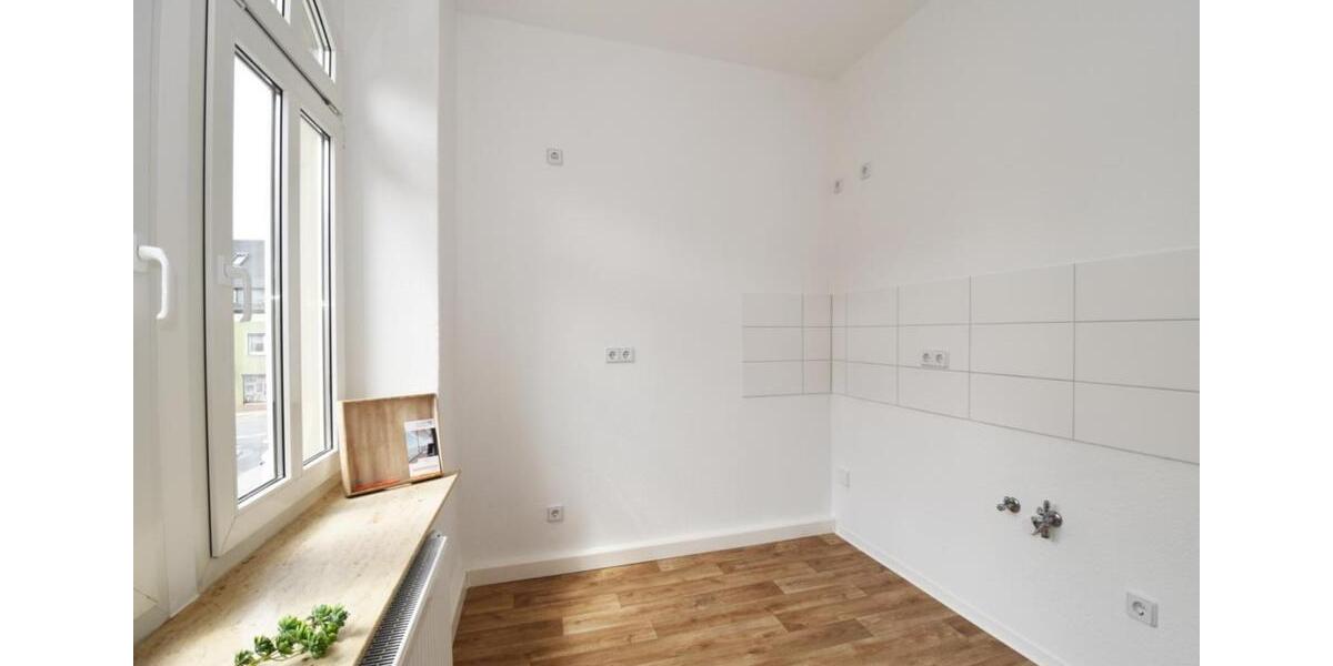 Altbau * Neu Renovierte 3-Raum-Erdgeschoss-Wohnung * Innenstadt 3 zimmer