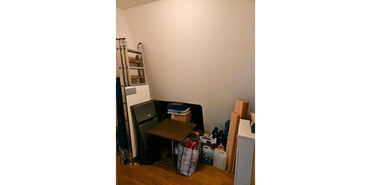 Dachgeschoßwohnung Bad Dürrenberg - 2 Zimmer, 61 m&sup2;, 105.000&euro; | Angebot:26697231