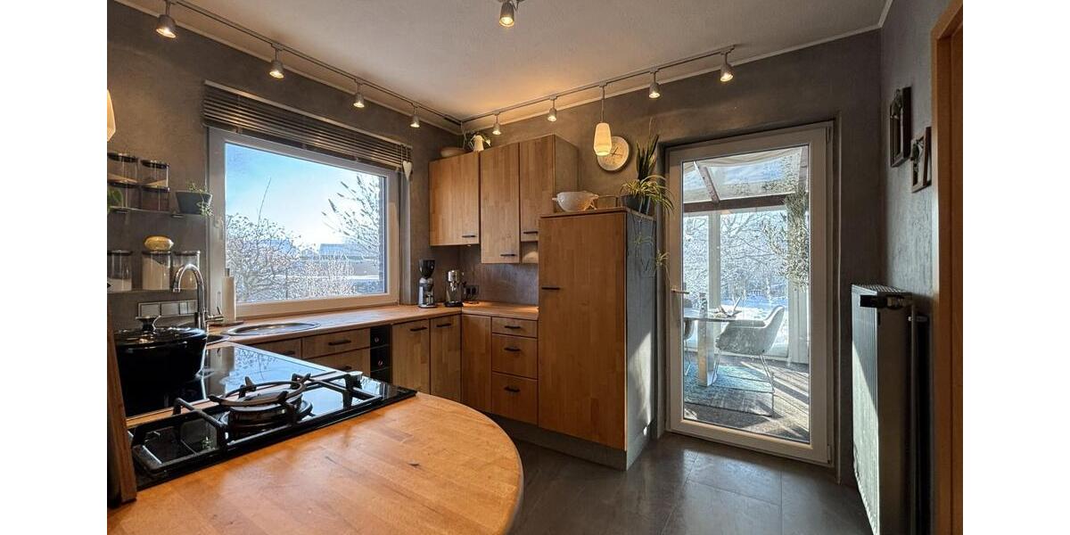 Hochwertiges saniertes Einfamilienhaus mit Einliegerwohnung 8 zimmer