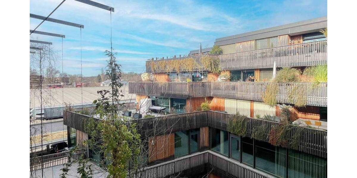 Geschichte trifft auf Moderne: hochwertige Etagenwohnung im Spinnereihof, sofort beziehbar 3 zimmer