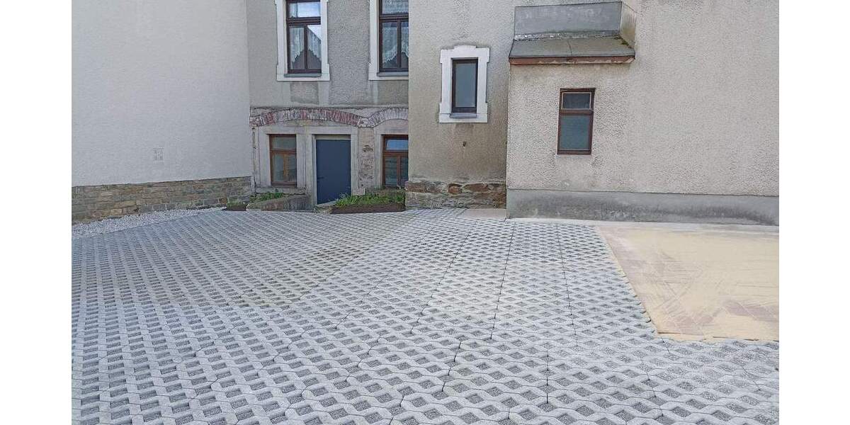 Wohn- und Geschäftshaus in zentraler Lage zimmer