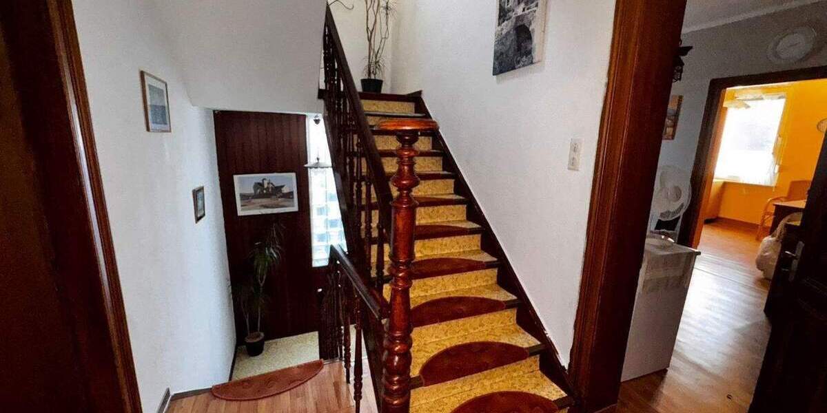 Einfamilienhaus Gerolstein - 5 Zimmer, 120 m&sup2;, 159.000&euro; | Angebot:25877016