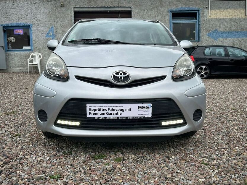 Aygo (X)