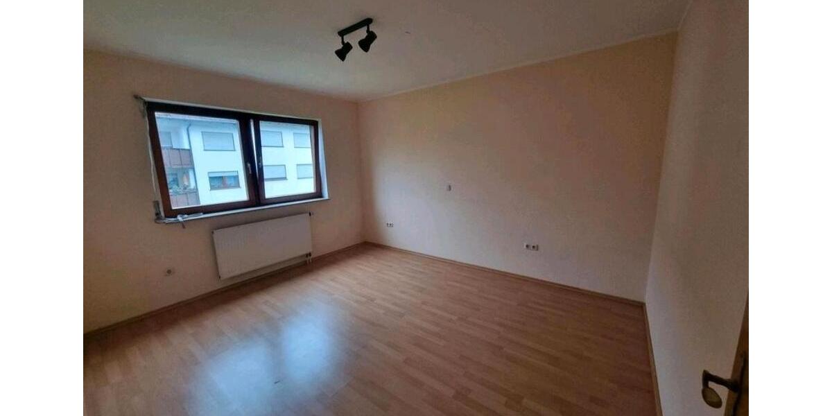 Etagenwohnung Erlenbach am Main - 3 Zimmer, 74 m&sup2;, 850&euro; | Angebot:25403430