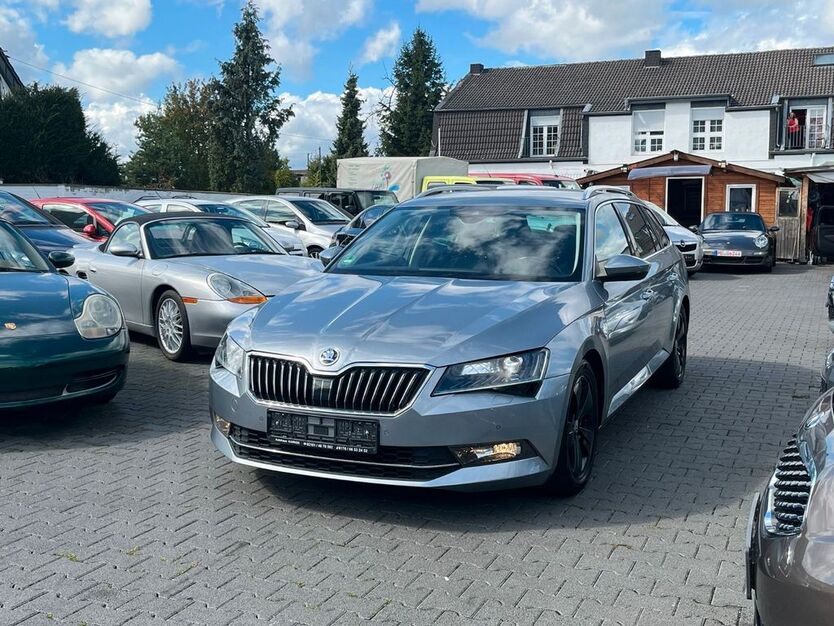 Skoda Superb 73.628 km 19.950 € Mönchengladbach 41063