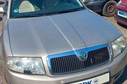 Skoda Superb 237.270 km 2.500 &euro; Hamburg 21031