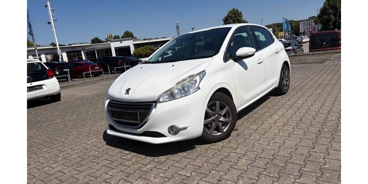 Peugeot 208 240.000 km 2.990 &euro; Forchtenberg 74670